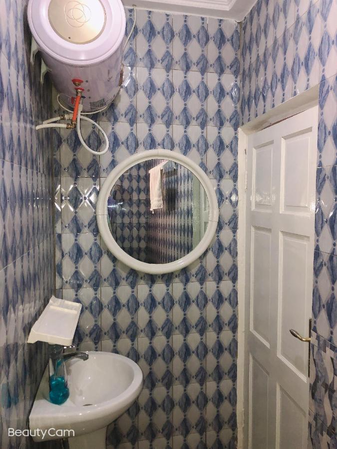 Awamuulamin Manneh Guest House Abuko Eksteriør billede