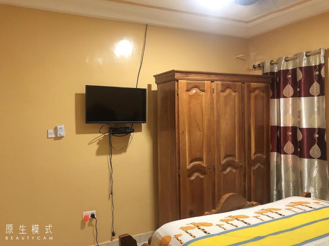 Awamuulamin Manneh Guest House Abuko Eksteriør billede